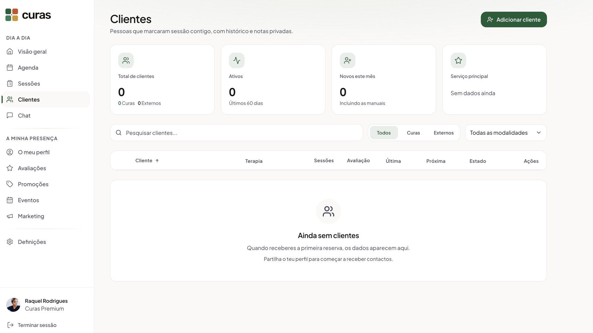 Curas therapist portal, clients page in its empty state, with totals, filters and a prompt to share the profile
